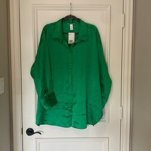 NWT H&M Green Button Down